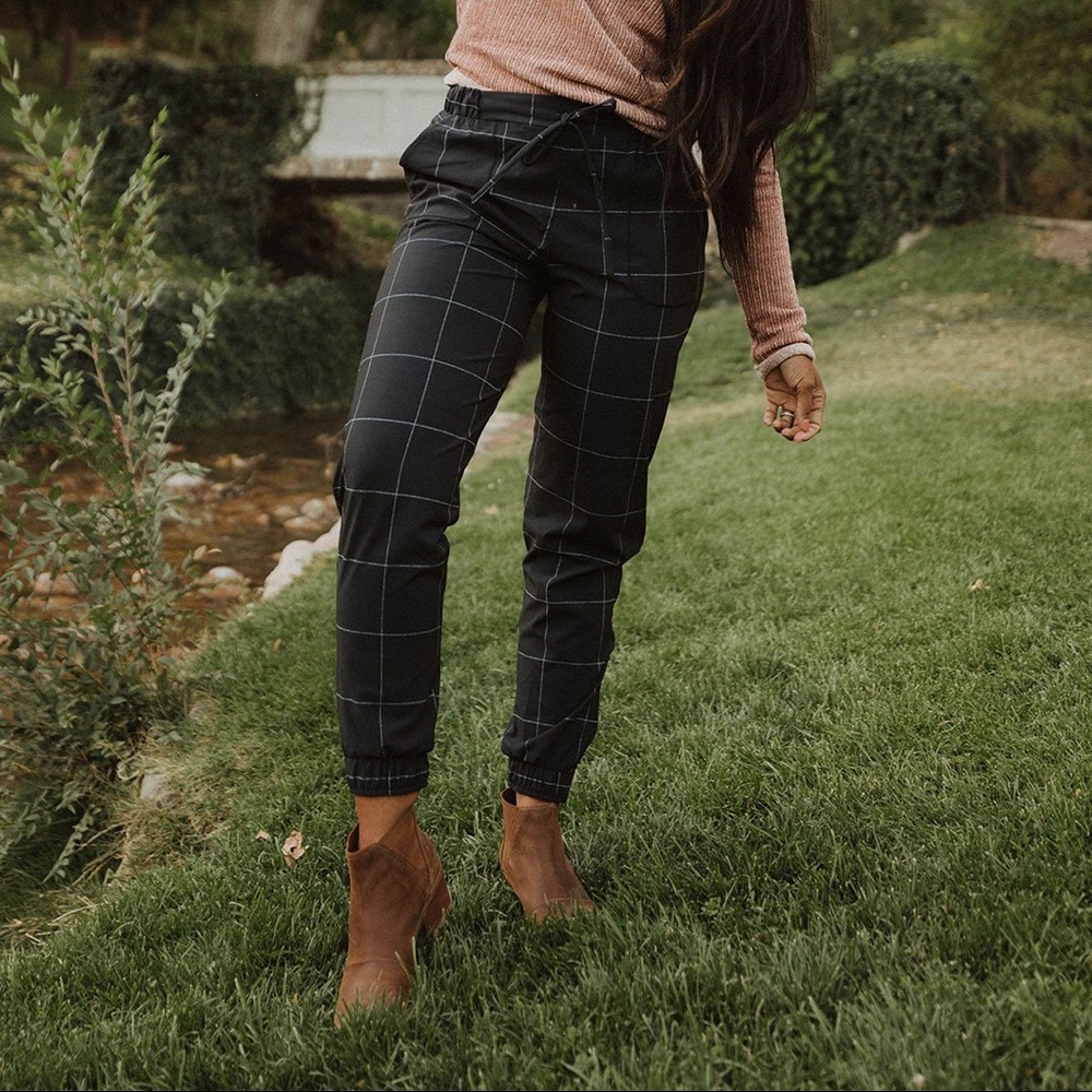 Albion Fit Jetsetter Joggers S in Perfect Condition 💕